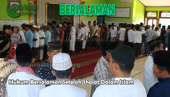 Bersalaman Setelah Shalat