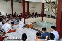 Bacaan Ziara Kubur Kedua Orang Tua Singkat (Indonesia)