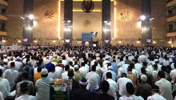 Hukum Sholat Jum'at & Bahaya Meninggalkan Lebih dari 3 Kali Beserta Dalilnya